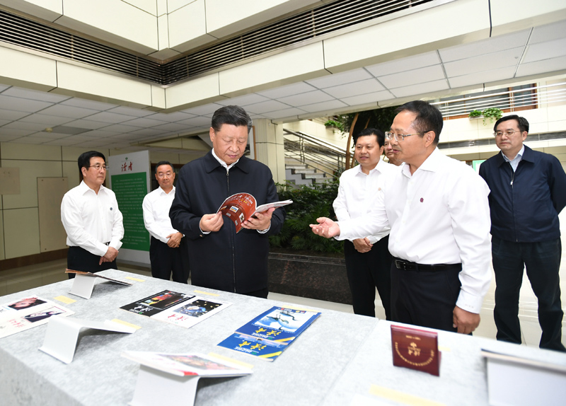8月19日至22日，中共中央總書記、國家主席、中央軍委主席習近平在甘肅考察。這是21日下午，習近平在讀者出版集團有限公司考察。